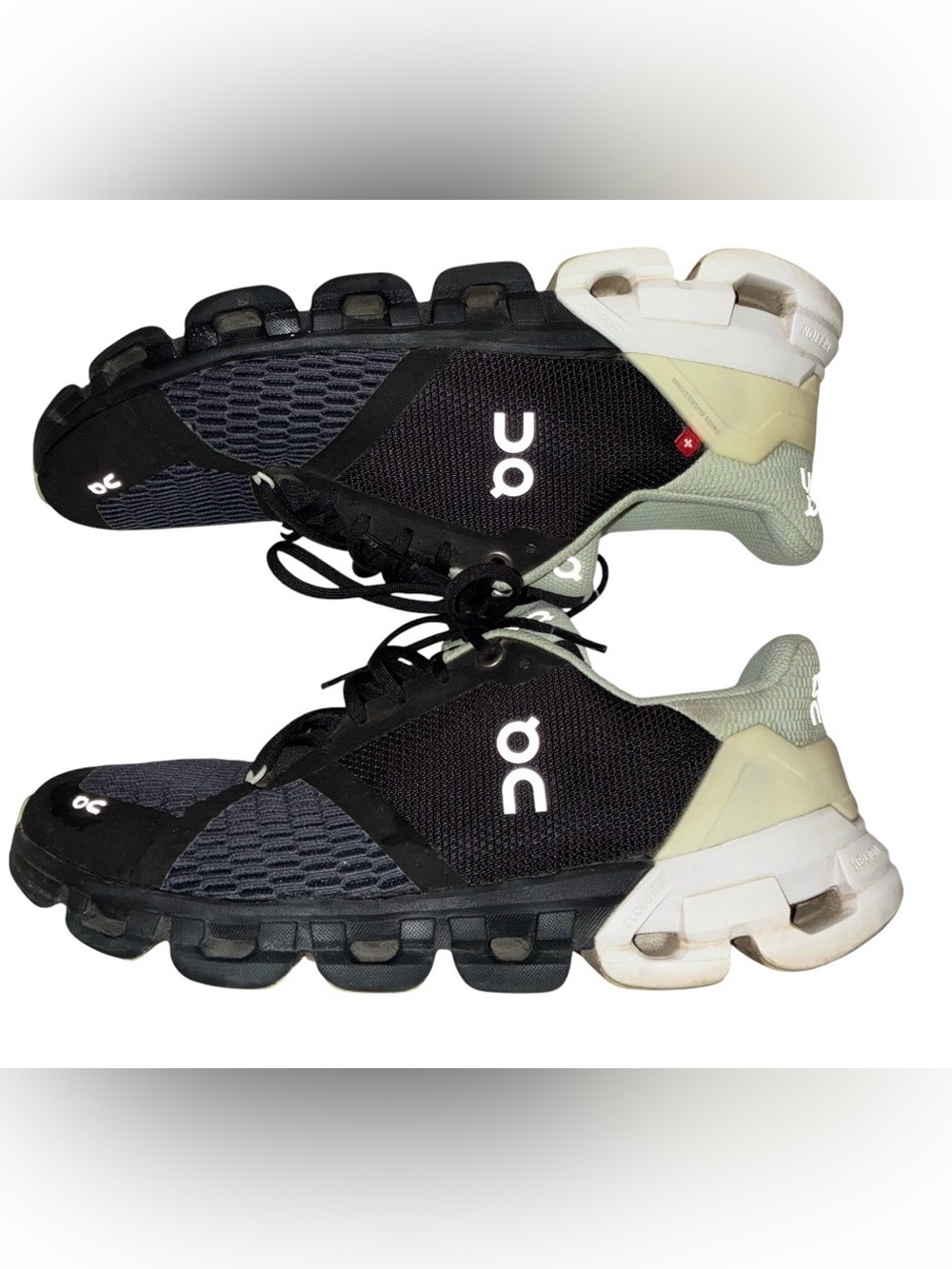 On Running Cloudflyer Black/Grey and mint green women's running shoe Az 7.5